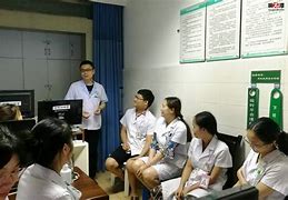 规培医生的困境从培养到“免费牛马”的转变